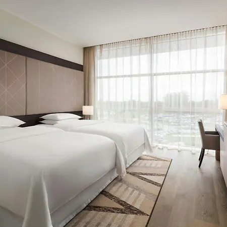Sheraton Milan Malpensa Airport & Conference Centre Hotel Ferno