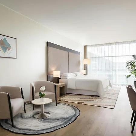 Sheraton Milan Malpensa Airport & Conference Centre 4*