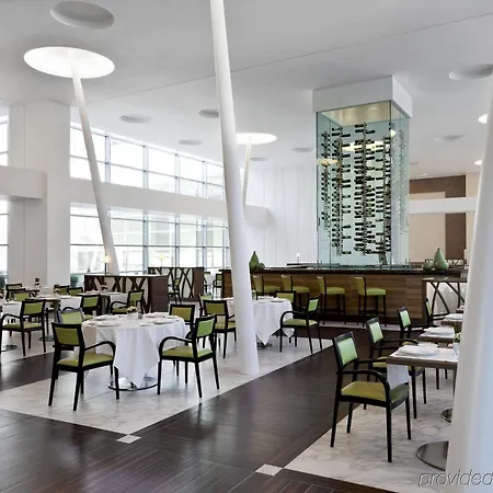 Sheraton Milan Malpensa Airport & Conference Centre Hotel Ferno