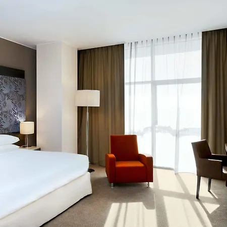 Sheraton Milan Malpensa Airport & Conference Centre 4* Ferno