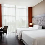 Hotel Sheraton Milan Malpensa Airport & Conference Centre