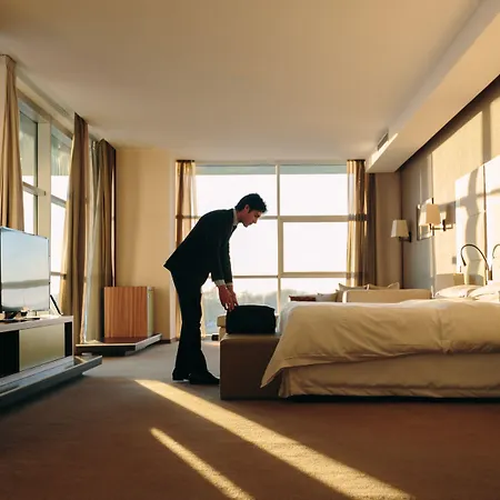 Sheraton Milan Malpensa Airport & Conference Centre 4*