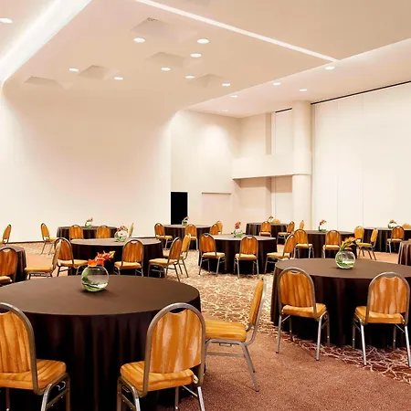 Szálloda Sheraton Milan Malpensa Airport & Conference Centre 4*