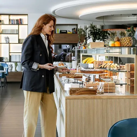 Hotel Sheraton Milan Malpensa Airport & Conference Centre Ferno