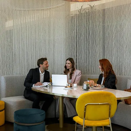Hotel Sheraton Milan Malpensa Airport & Conference Centre 4*