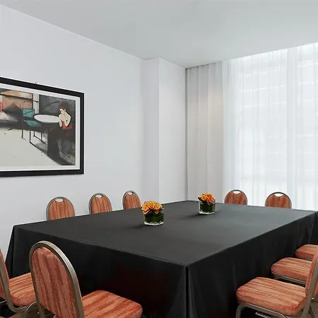 Sheraton Milan Malpensa Airport & Conference Centre Hotel 4*