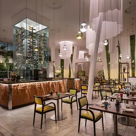 Sheraton Milan Malpensa Airport & Conference Centre 4* Ferno